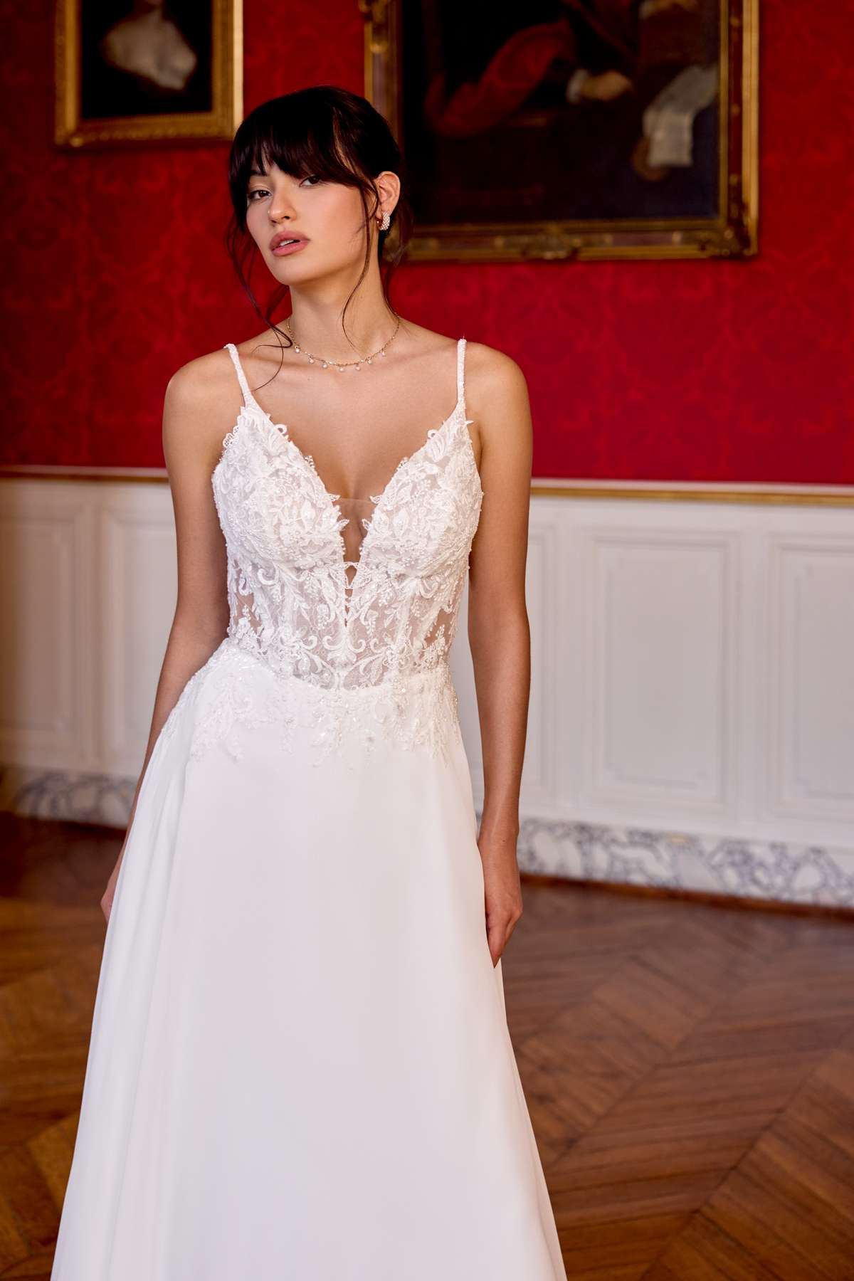 Fließendes A-Linien Brautkleid mit Spitze und Chiffon-Rock