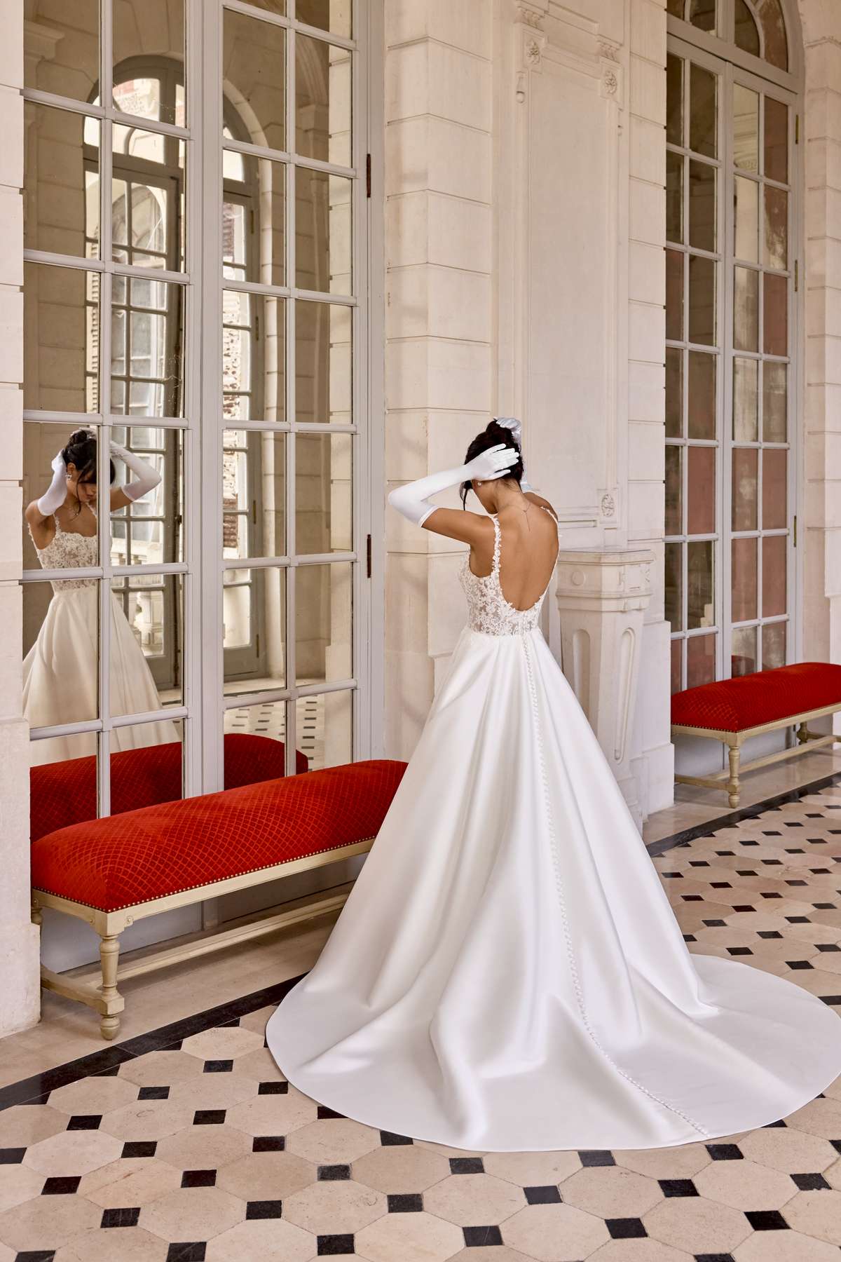 Prinzessinnen-Brautkleid mit Spitze und elegantem Satin-Rock