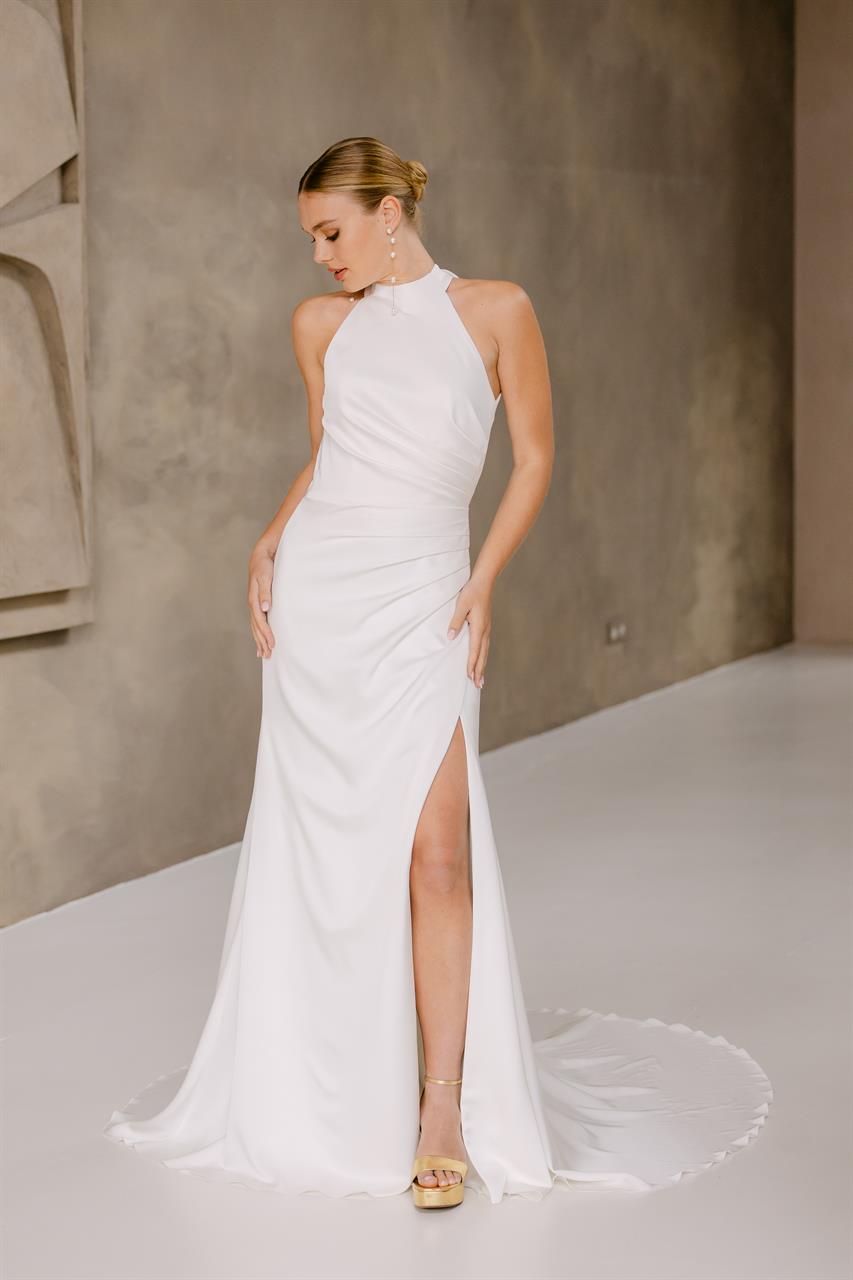 Clean Chic-Brautkleid mit Neckholder und tiefem Rücken Clean Chic-Brautkleid mit Neckholder und tiefem Rücken