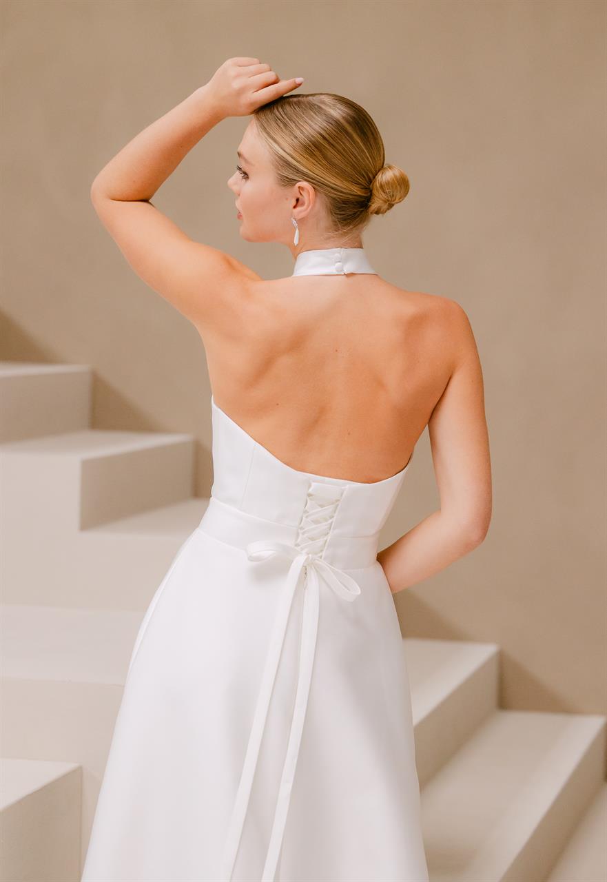 Old Money-Brautkleid mit Neckholder-Ausschnitt Old Money-Brautkleid mit Neckholder-Ausschnitt